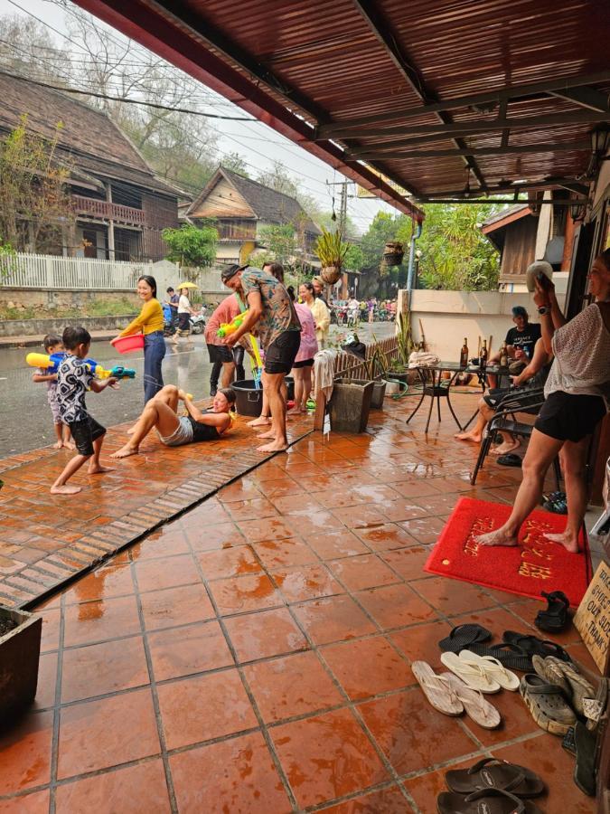 Chitlatda Bila House Bed & Breakfast Luang Prabang Exterior photo