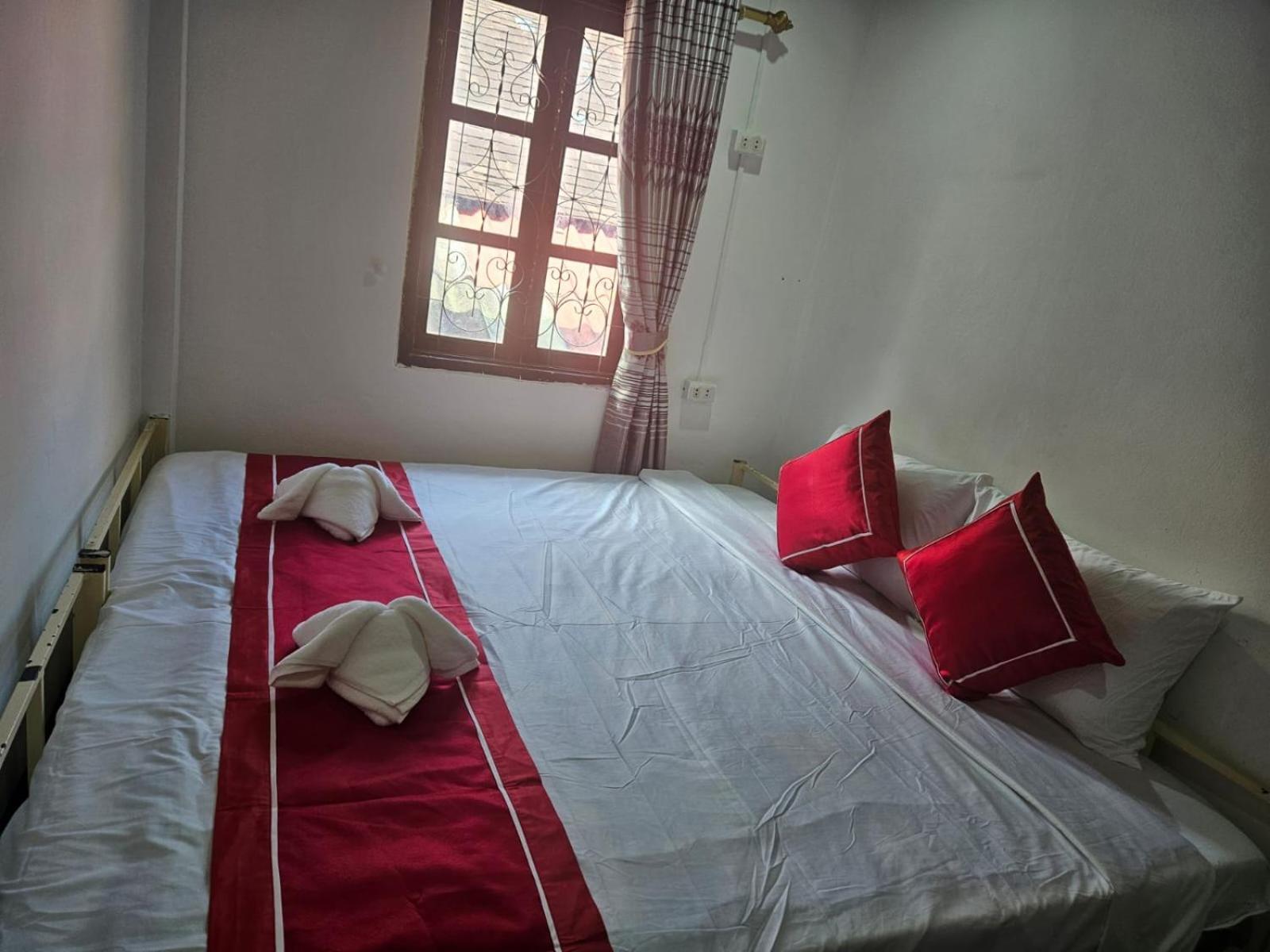 Chitlatda Bila House Bed & Breakfast Luang Prabang Exterior photo