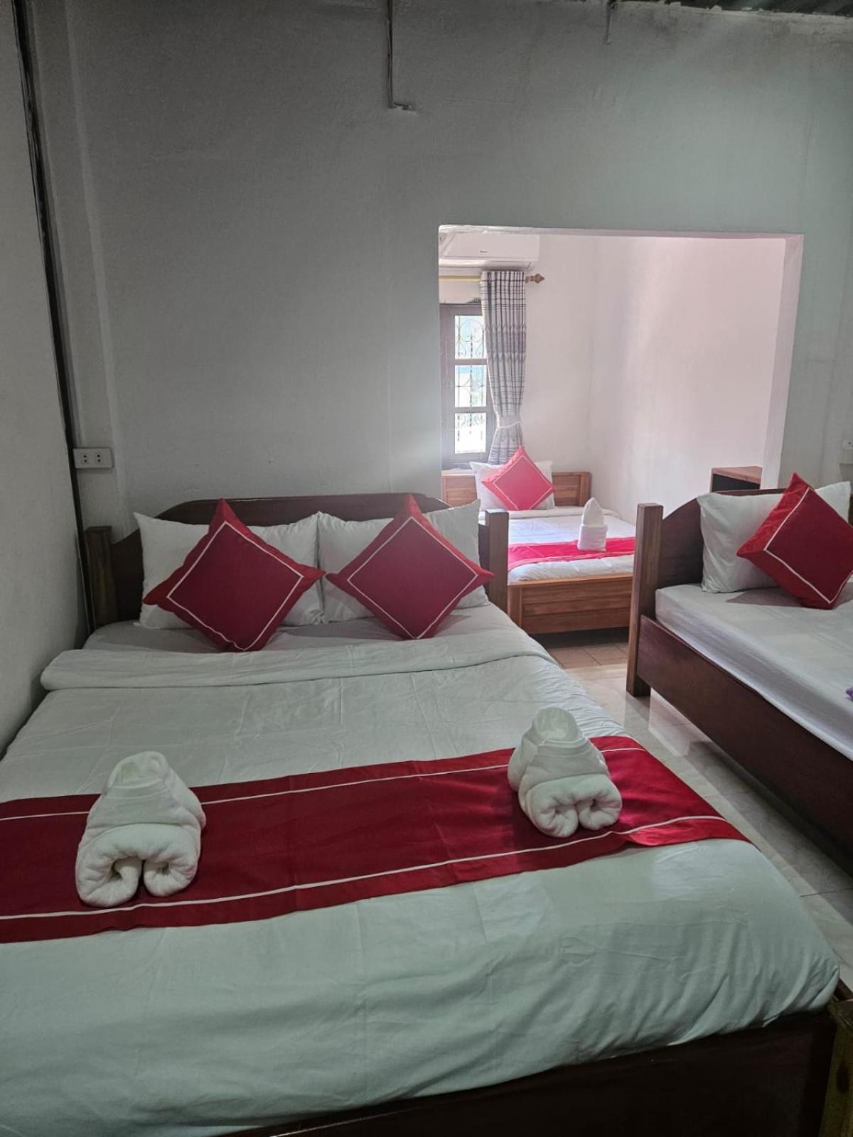 Chitlatda Bila House Bed & Breakfast Luang Prabang Exterior photo