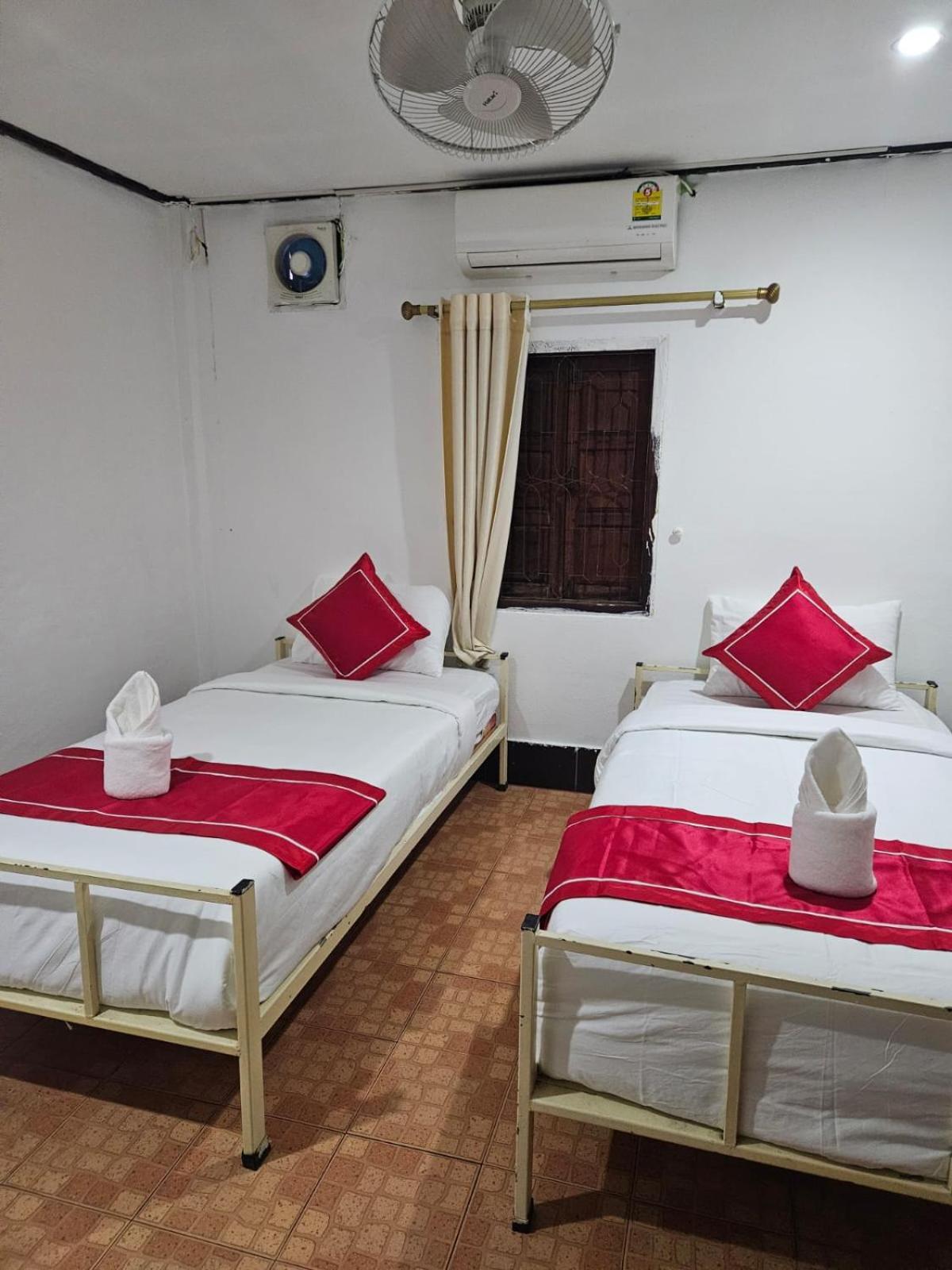 Chitlatda Bila House Bed & Breakfast Luang Prabang Exterior photo