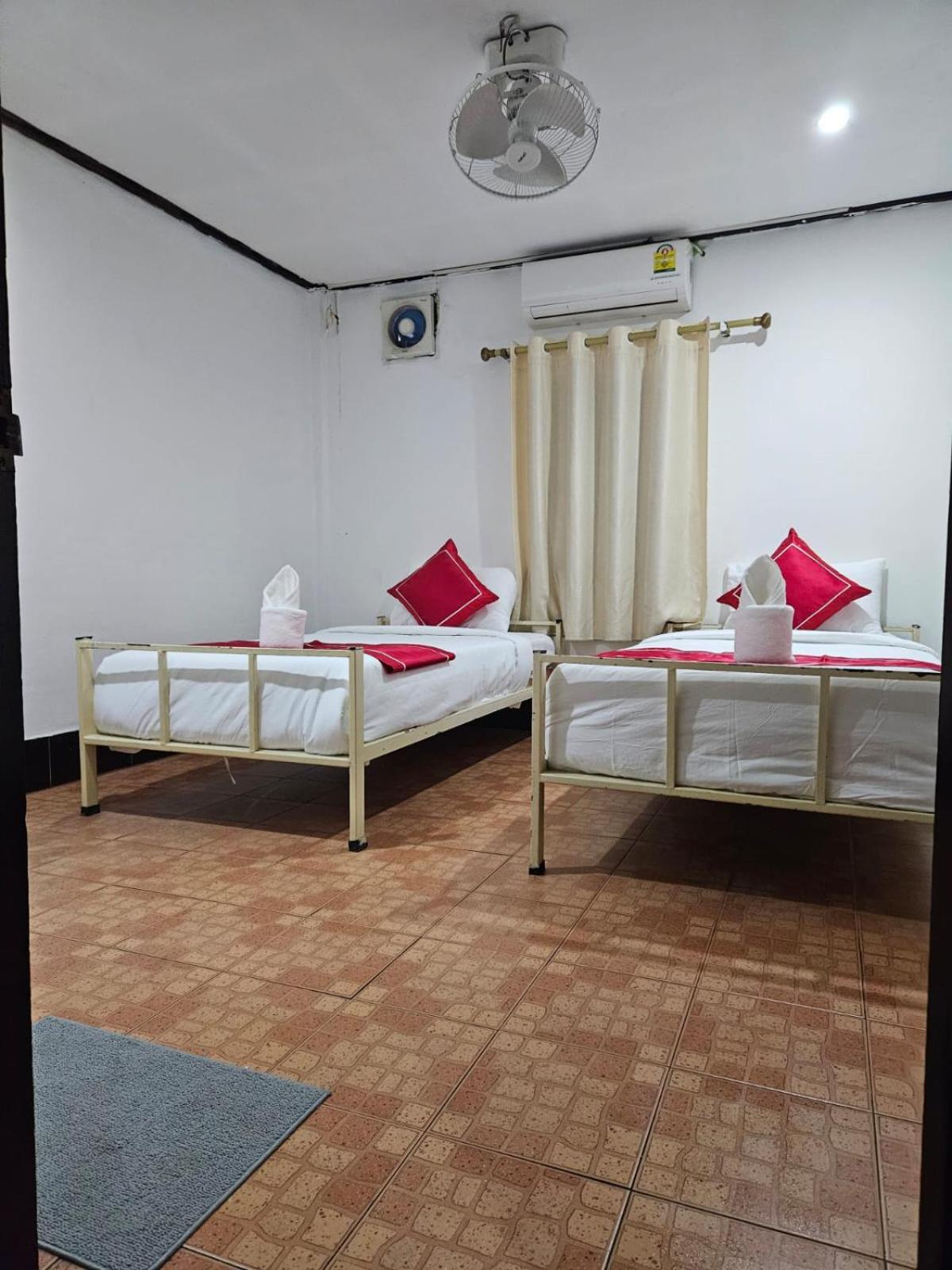 Chitlatda Bila House Bed & Breakfast Luang Prabang Exterior photo